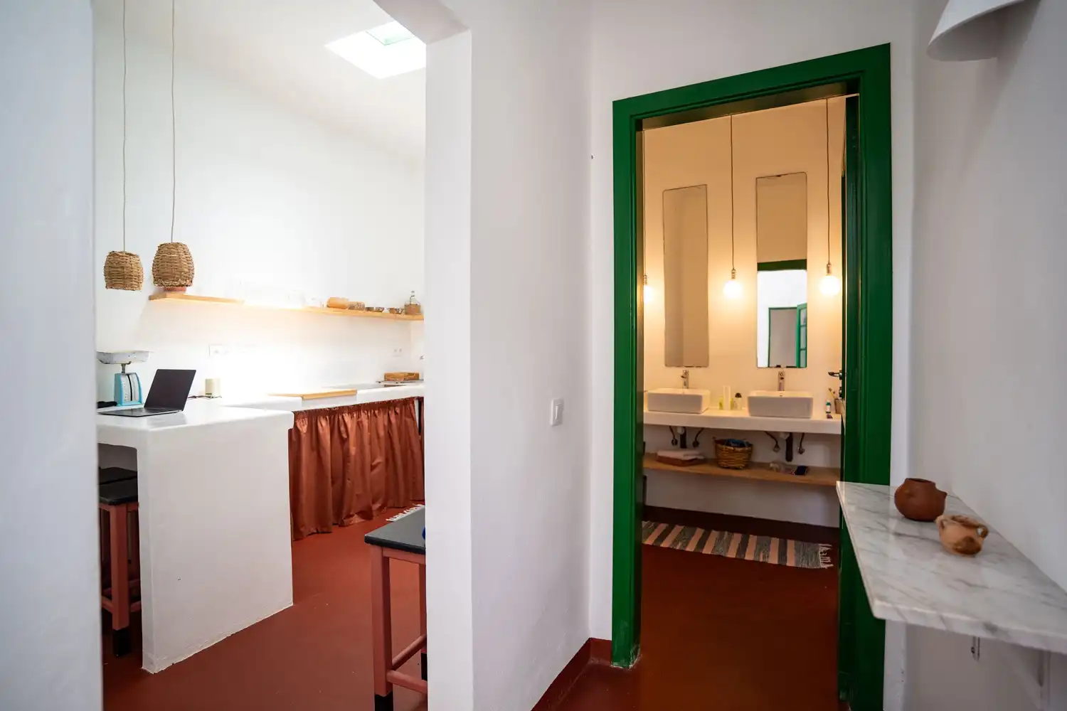 Baño de Casa adosada en venta en Haría con Jardín privado, Terraza y Amueblado