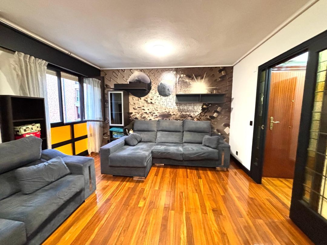 Living room of Flat for sale in Sopela  with Heating and Storage room