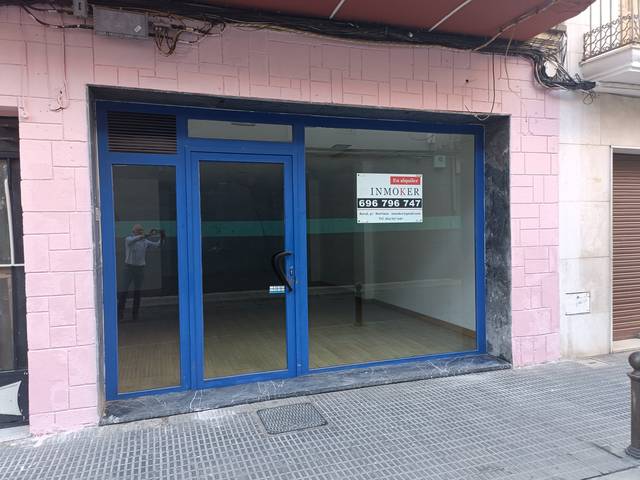 Local comercial en Alquiler en El Raval, 61 en Llombai