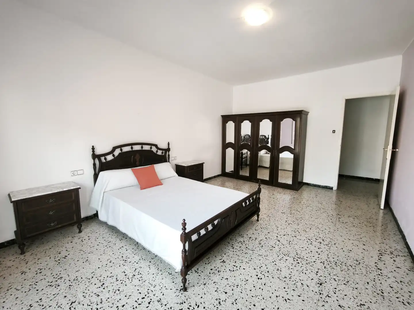 Habitación de Piso en venta en L'Aldea con Aire acondicionado, Trastero y Amueblado