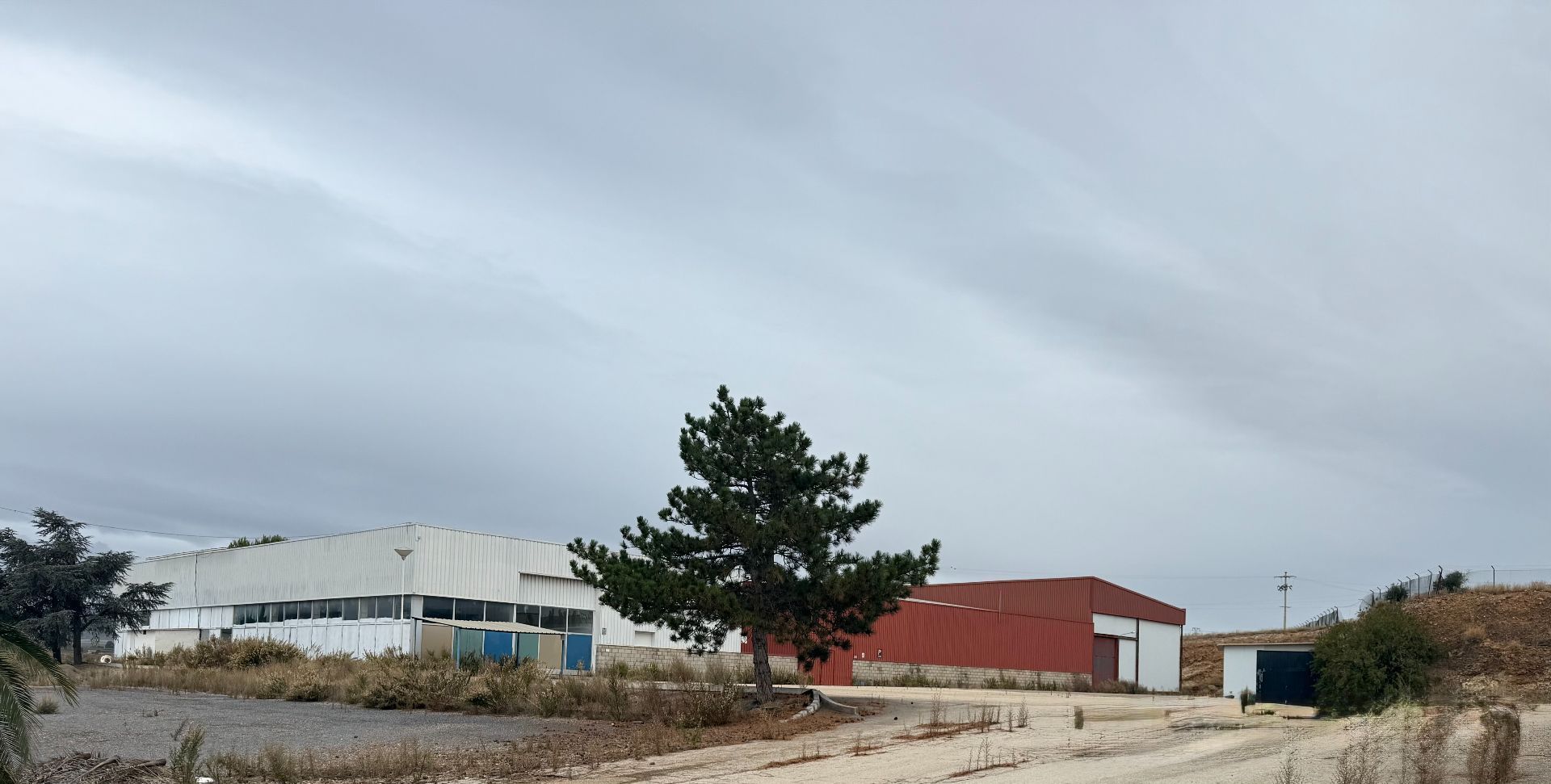 Exterior view of Industrial buildings for sale in La Almunia de Doña Godina 