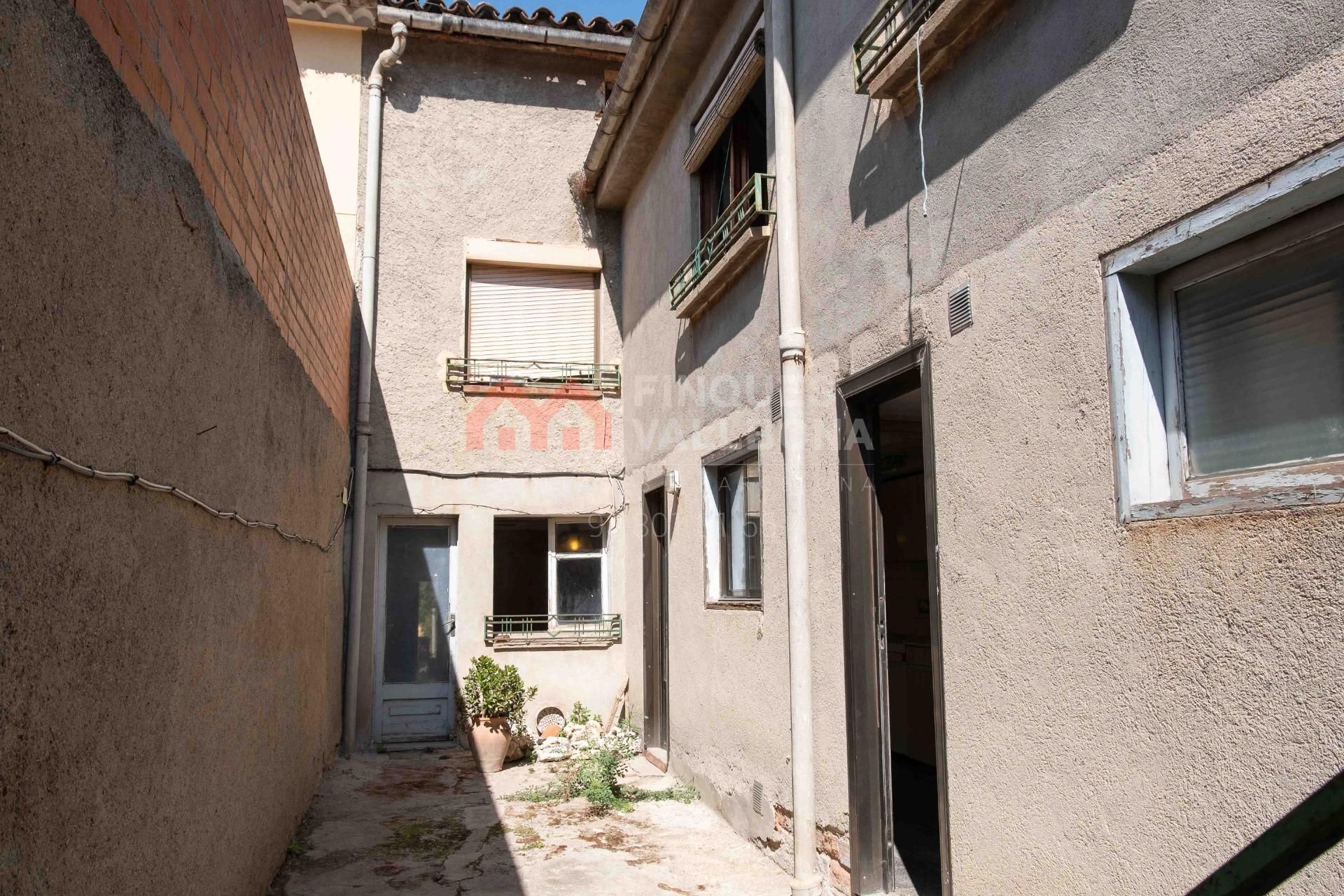 Exterior view of Single-family semi-detached for sale in La Pobla de Claramunt