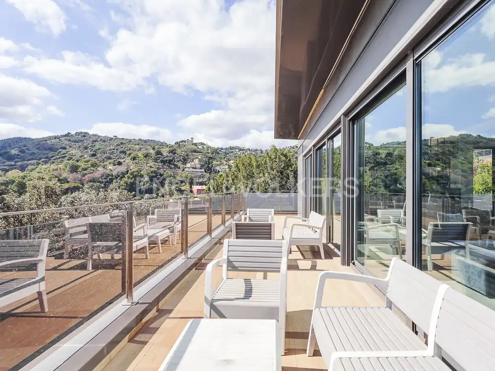 Terraza de Casa o chalet en venta en Barcelona con Aire acondicionado, Calefacción y Jardín privado