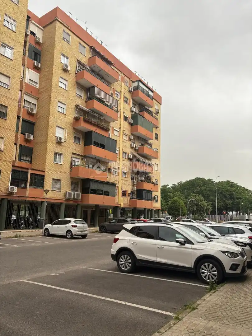 Exterior view of Flat for sale in Sevilla  with Terrace