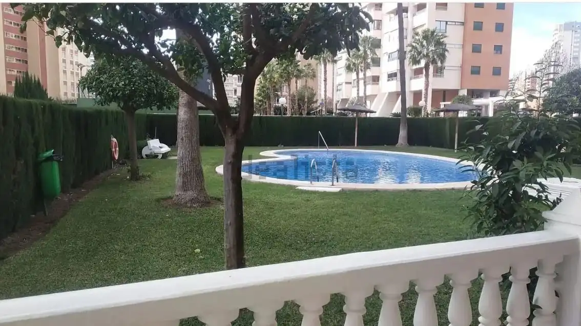 Appartement compact avec piscine à vendre à Rincón de Loix