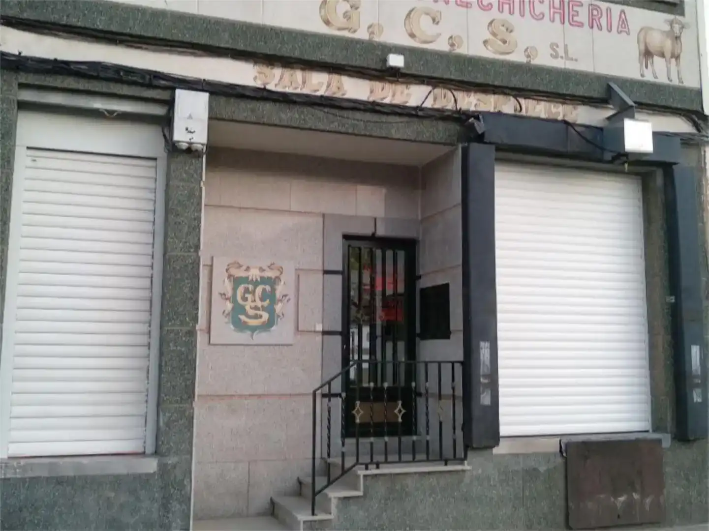 Außenansicht von Fabrikhallen zum Verkauf in Sorihuela