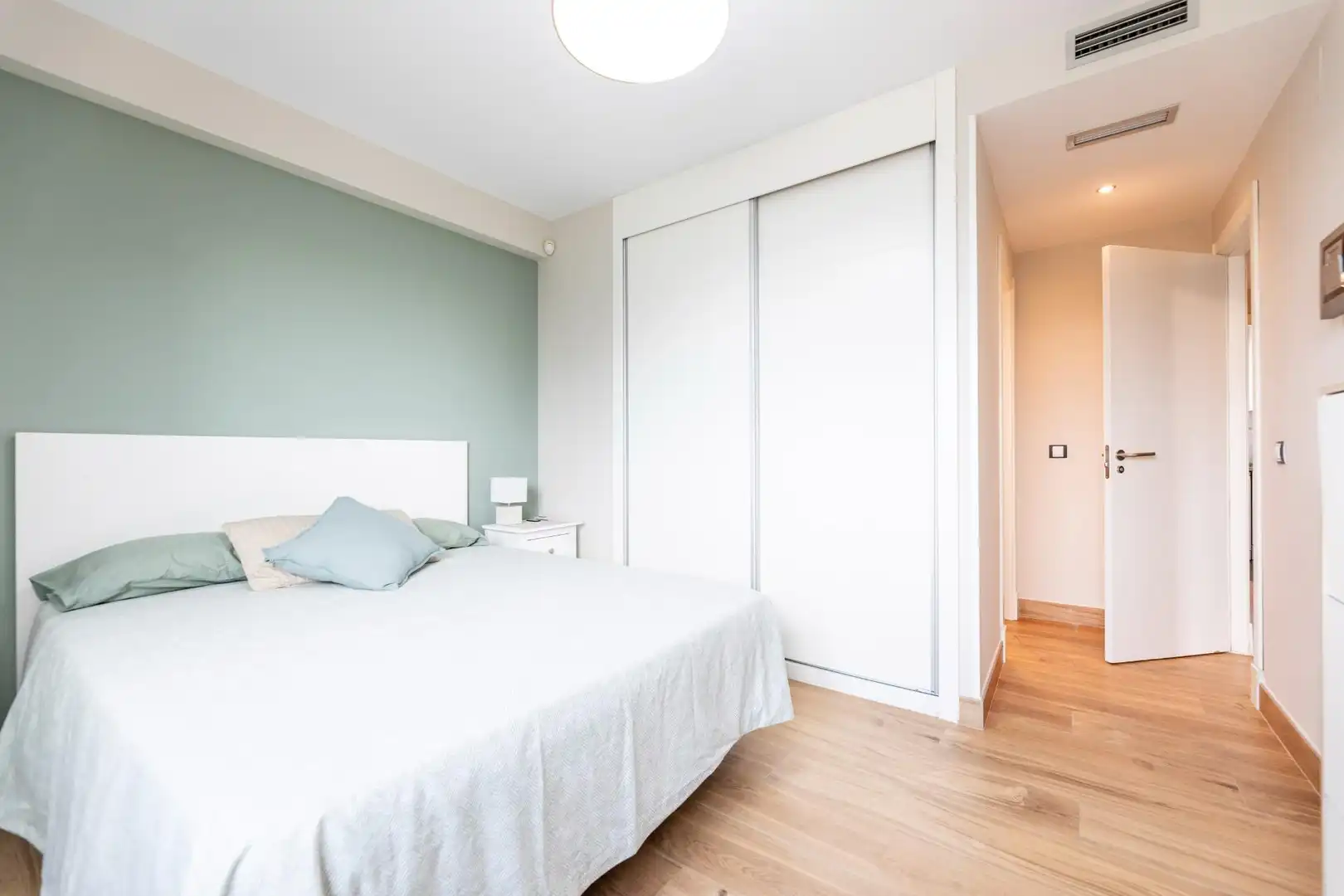 Attic for rent in Madrid, Madrid