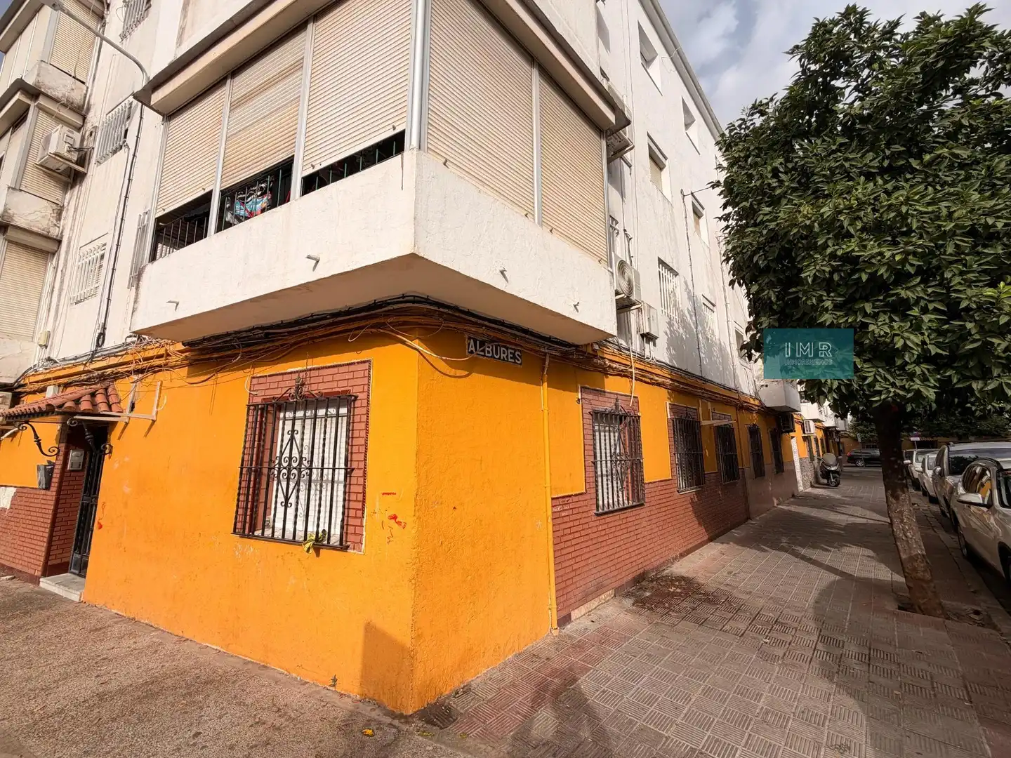 Vista exterior de Piso en venta en Sevilla