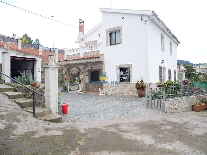 Xalet amb jardí en venda a Carrer Farigola 16, imagen 7