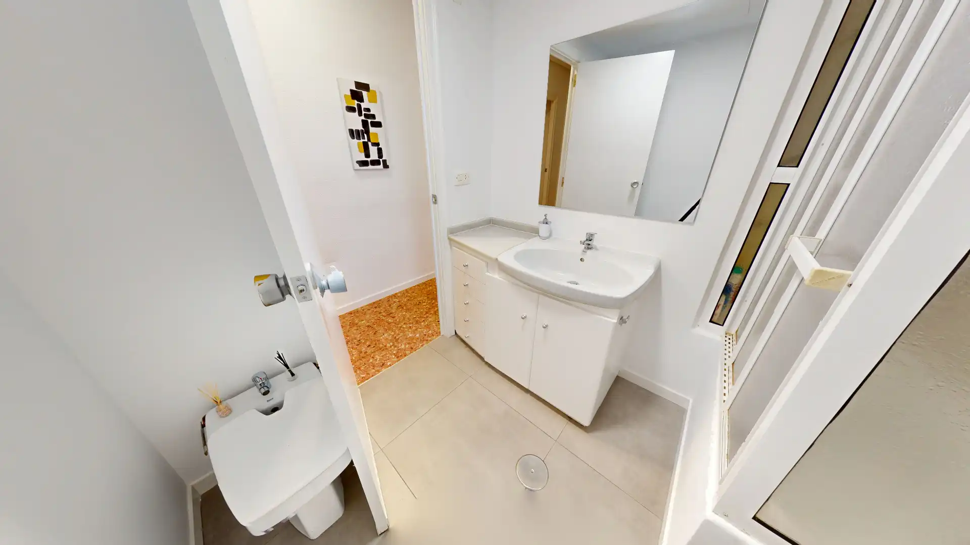 Badezimmer von Wohnung zum Verkauf in Jijona / Xixona mit Klimaanlage, Heizung und Terrasse
