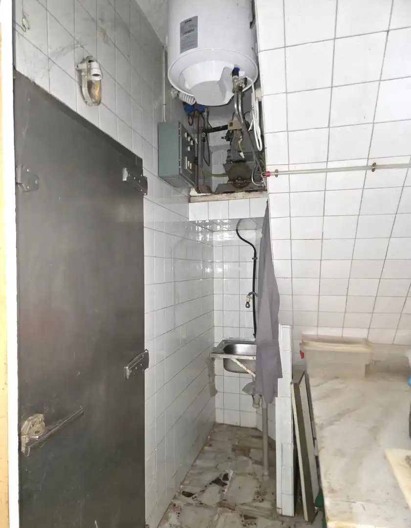 Kitchen of Commercial properties for sale in Barruelo de Santullán
