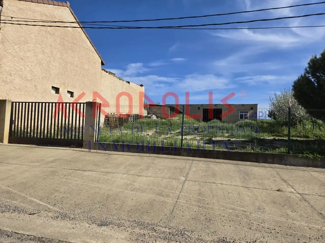 Houses for sale in Villares de Órbigo  with Heating