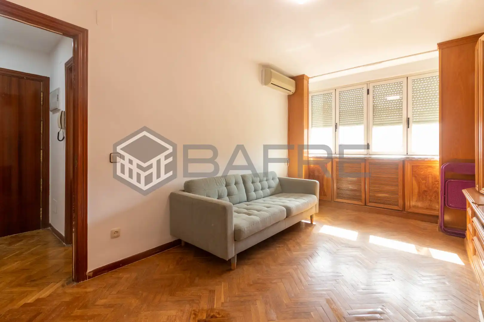 Wohnung zum Verkauf in Madrid mit Klimaanlage und Abstellraum