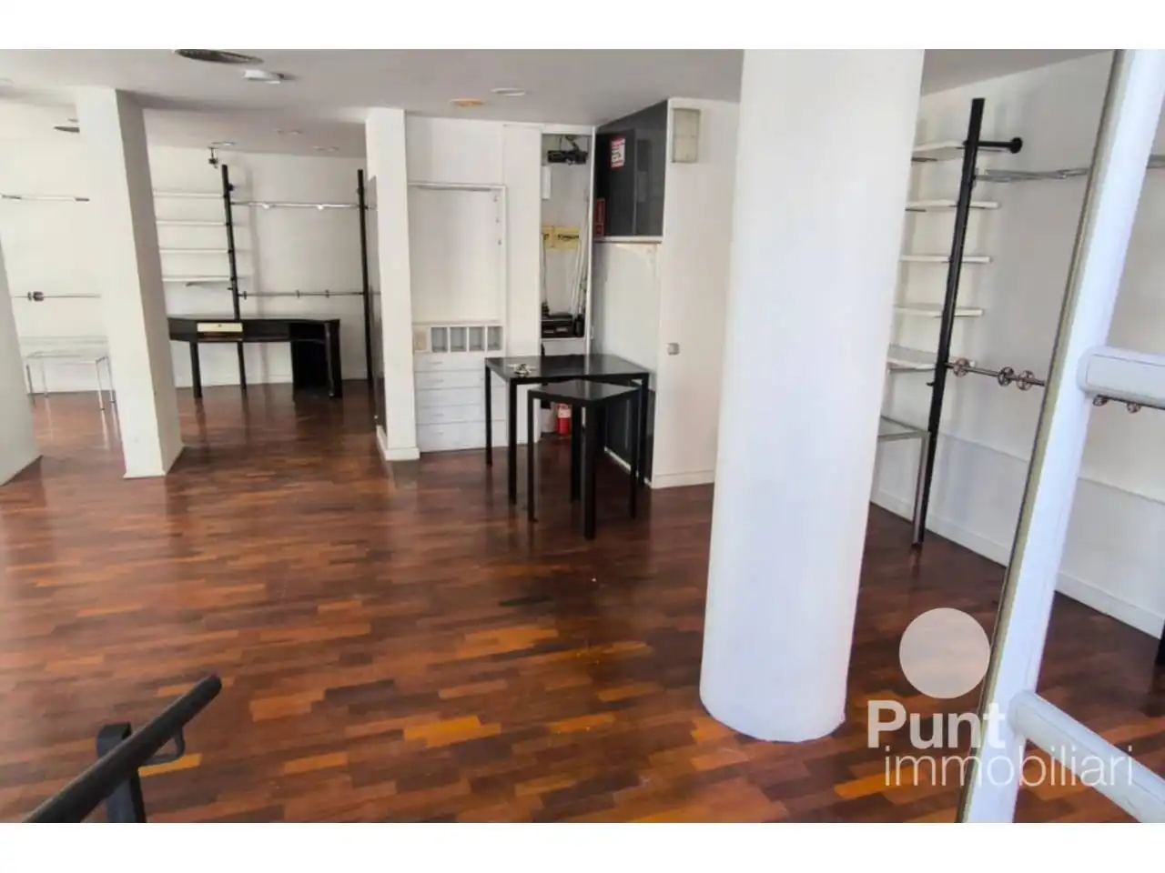 Local comercial de lloguer a Centre - Nucli Antic, imagen 3