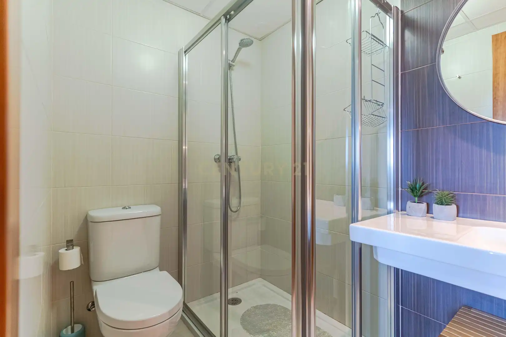 Bathroom of Flat for sale in Motril  with Air Conditioner, Private garden and Swimming Pool
