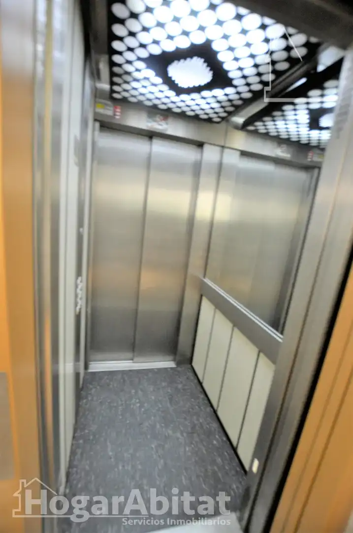 Wohnung zum Verkauf in Valencia mit Klimaanlage, Heizung und Terrasse