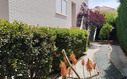 Vista exterior de Casa o xalet en venda en Sant Carles de la Ràpita amb Aire condicionat, Calefacció i Jardí privat