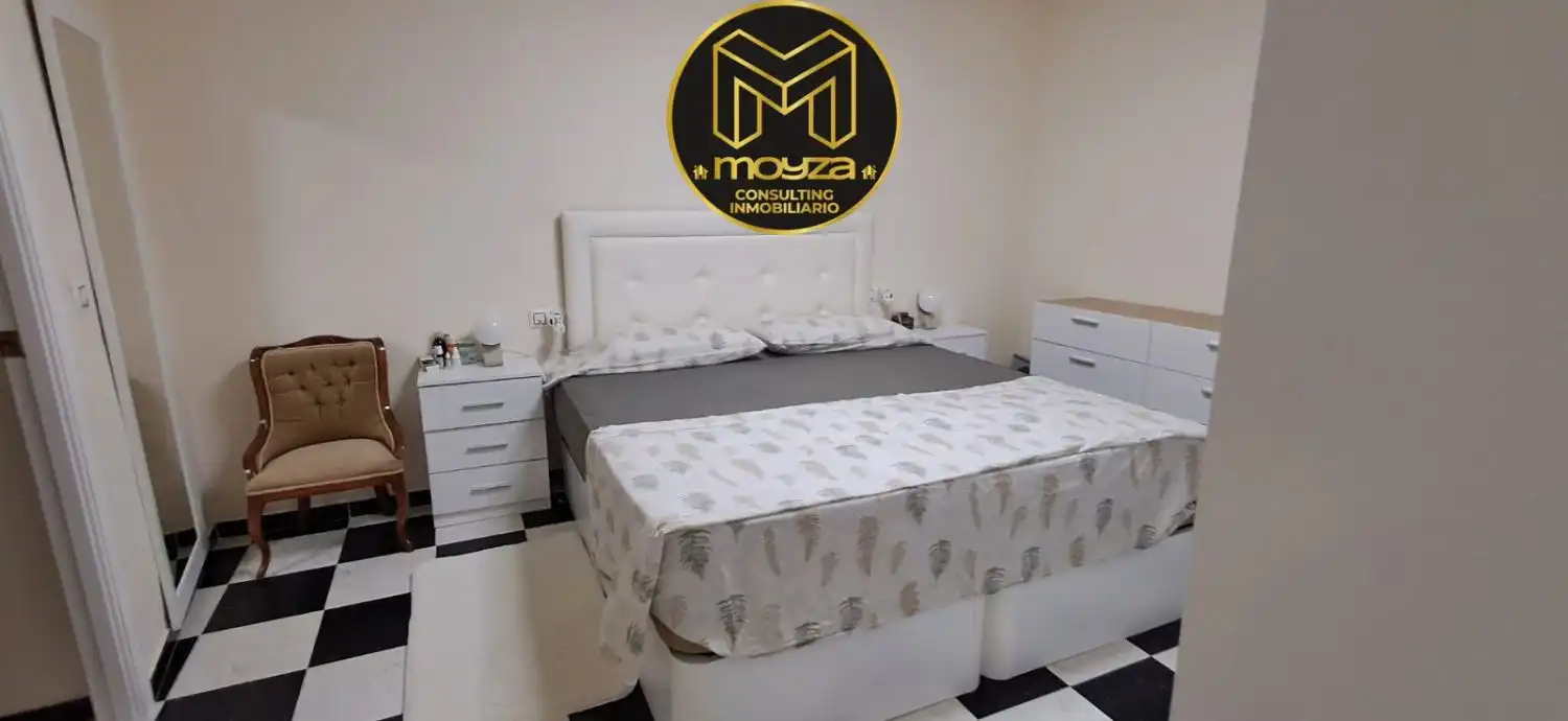 Schlafzimmer von Haus oder Chalet zur Miete in Jaén mit Klimaanlage, Heizung und Terrasse