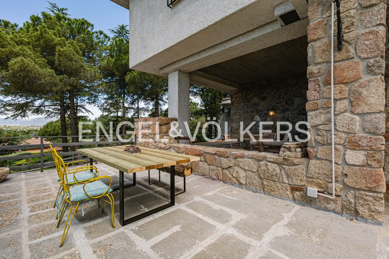Terrassa de Casa o xalet de lloguer en Galapagar amb Aire condicionat, Calefacció i Jardí privat