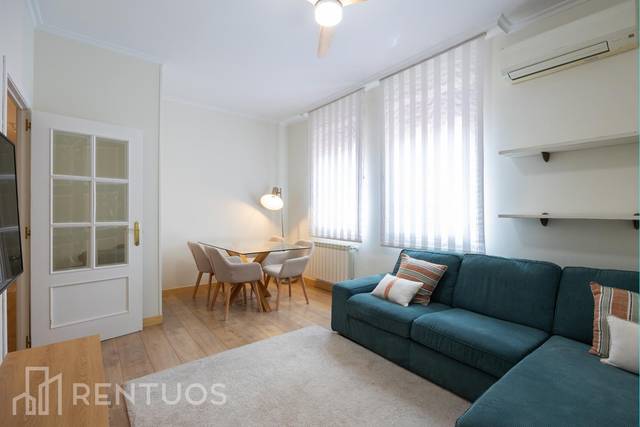 Piso en Alquiler en De Manuel en Universidad - Malasaña