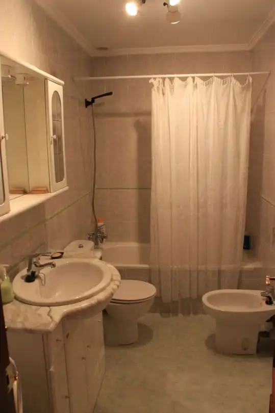 Baño de Casa o chalet en venta en Cascajares de la Sierra con Calefacción y Amueblado
