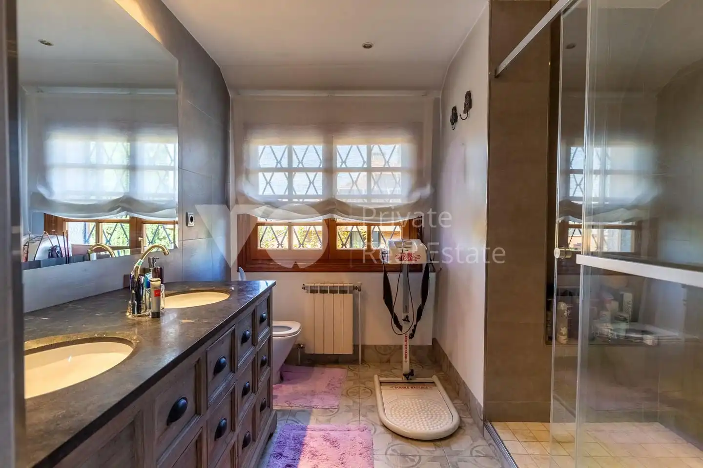 Baño de Casa o chalet en venta en Madrid con Aire acondicionado, Calefacción y Jardín privado