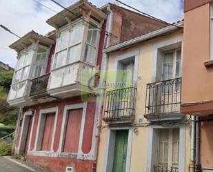 Vista exterior de Edifici en venda en Ferrol