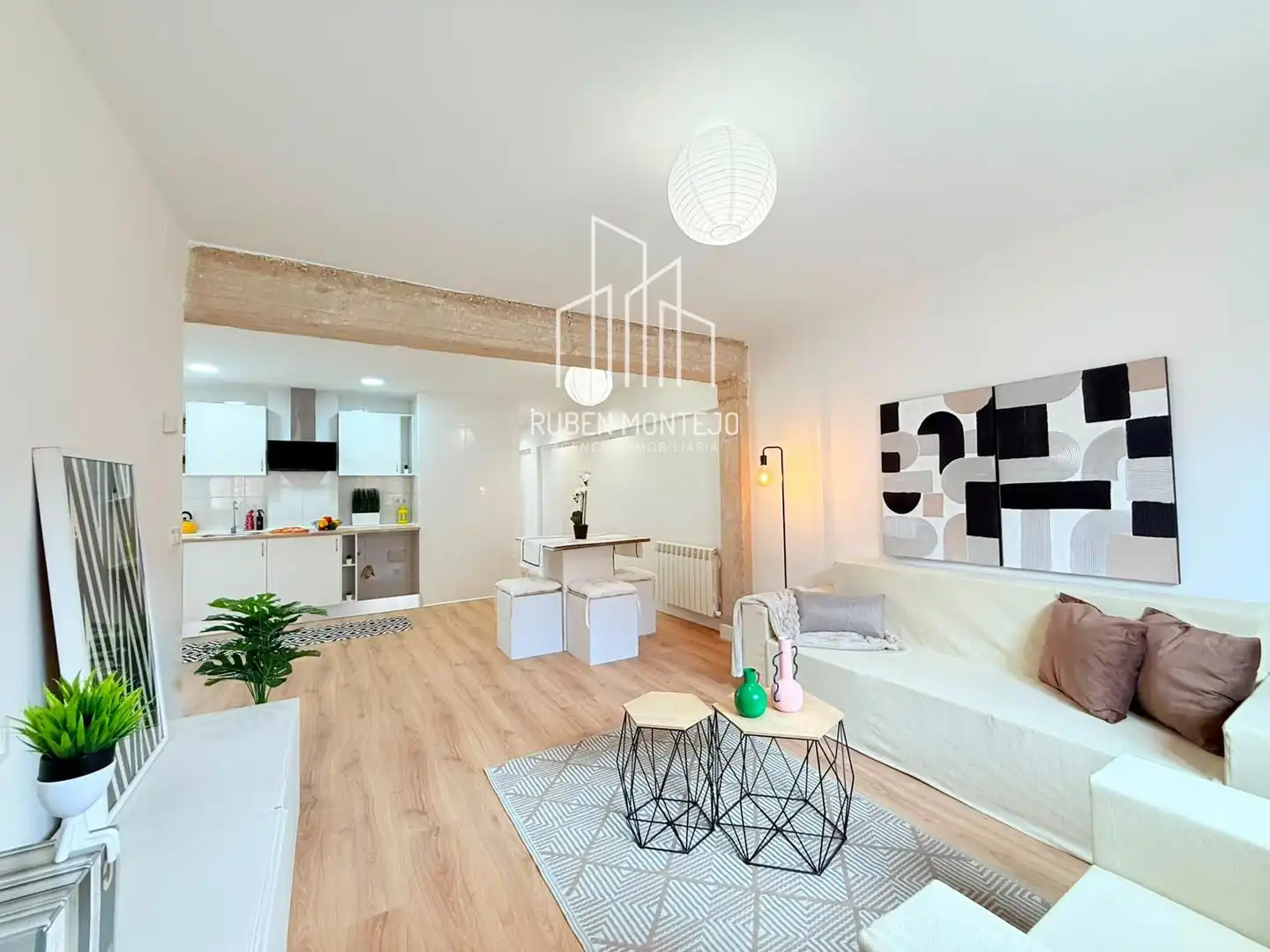 Sala de estar de Piso en venta en Salamanca con Calefacción, Terraza y Balcón