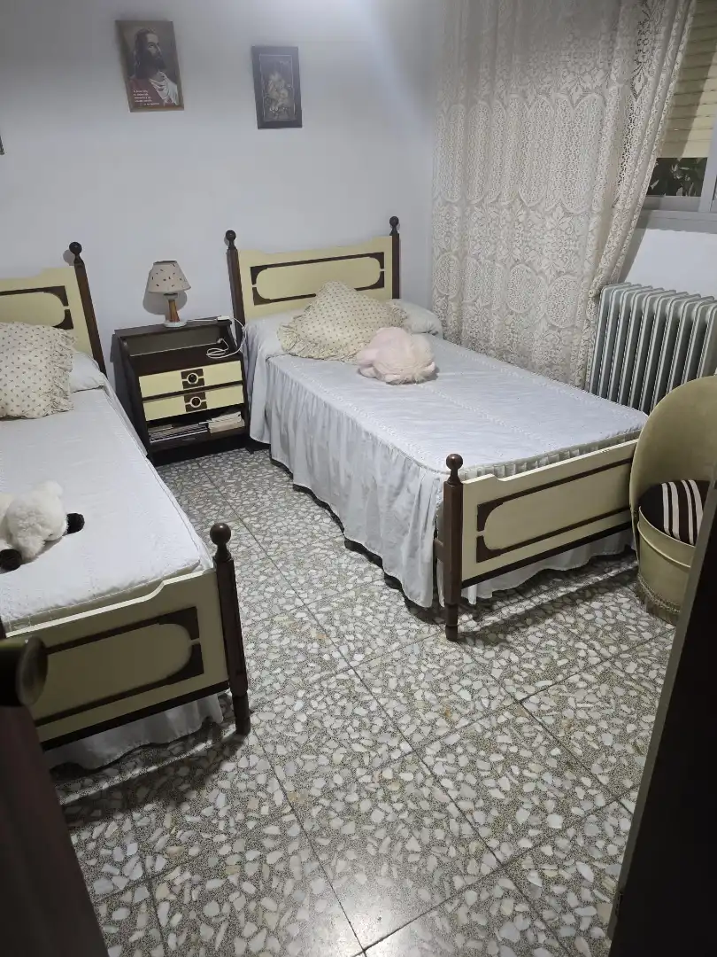 Dormitori de Casa o xalet en venda en Puertollano amb Terrassa, Moblat i Forn