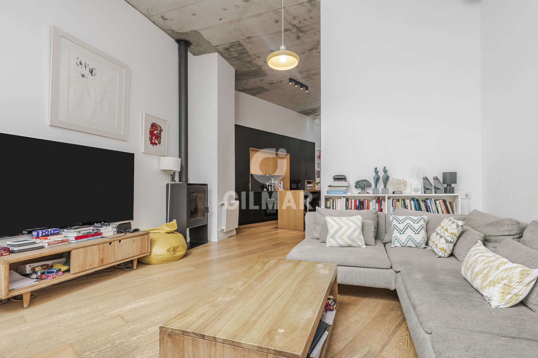 Living room of Single-family semi-detached for sale in  Sevilla Capital  with Heating and Swimming Pool