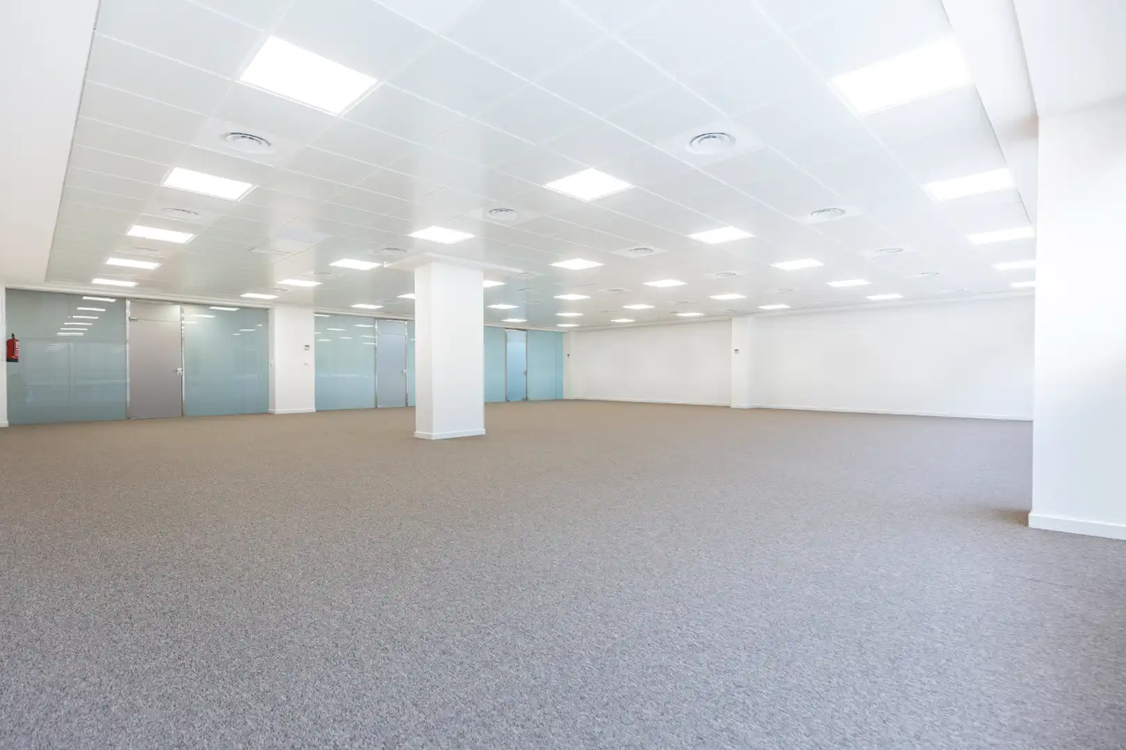 Oficina de alquiler en Sant Cugat del Vallès con Aire acondicionado, Calefacción y Internet