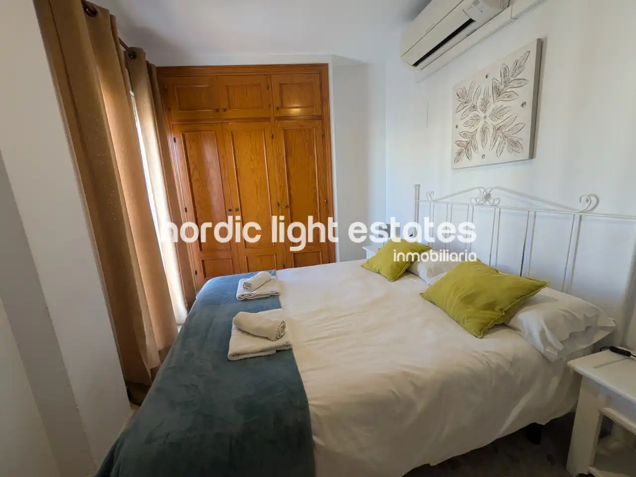 Habitación de Piso de alquiler en Nerja con Terraza