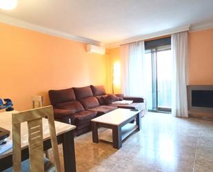 Living room of Flat for sale in Colmenar Viejo  with Terrace, Swimming Pool and Balcony