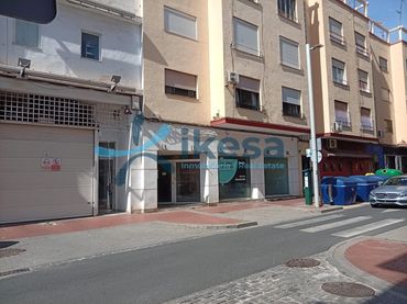 Local comercial en venda a Motril  ciudad