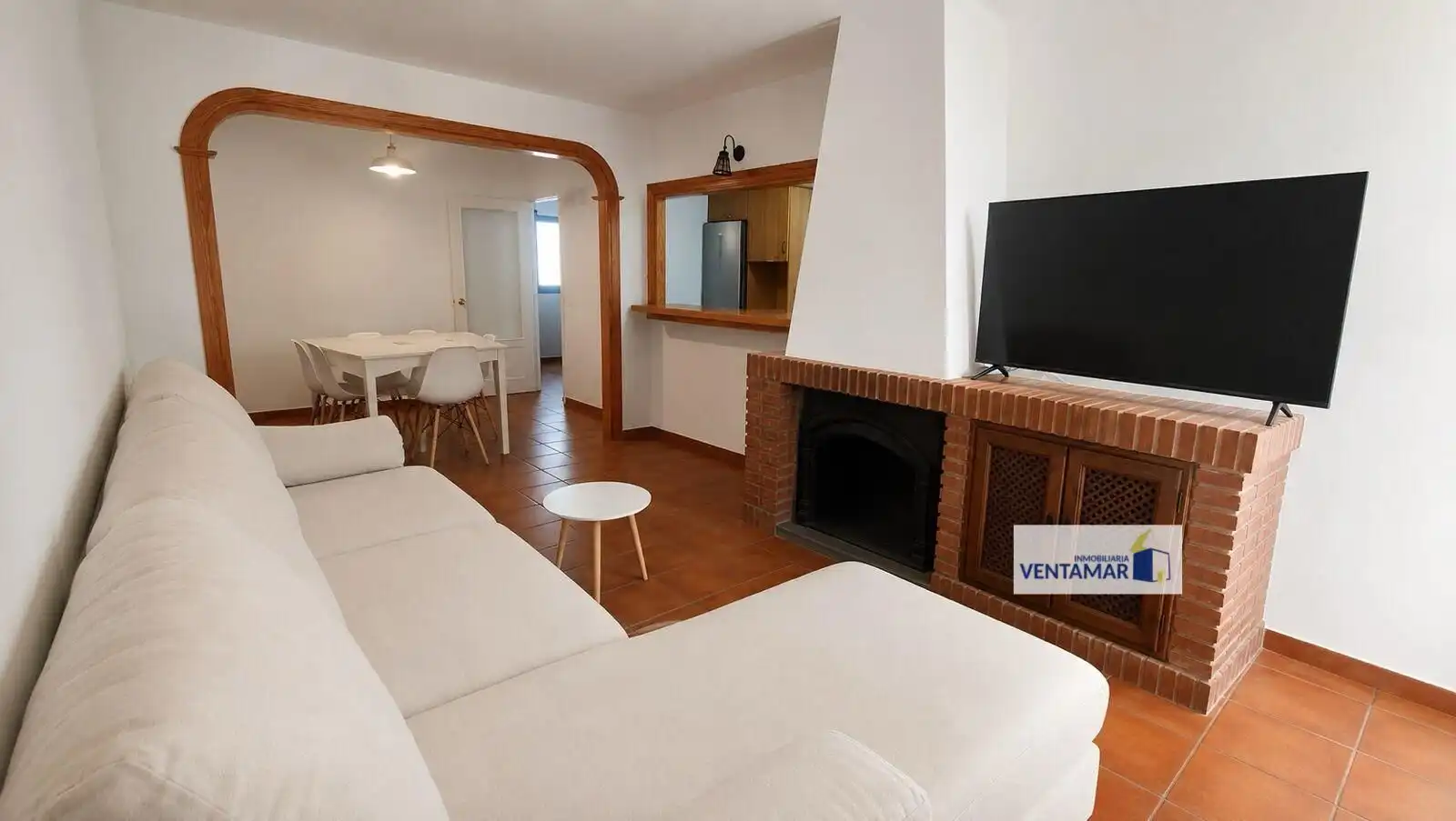 Sala de estar de Casa adosada en venta en Castellar de la Frontera con Jardín privado, Trastero y Balcón