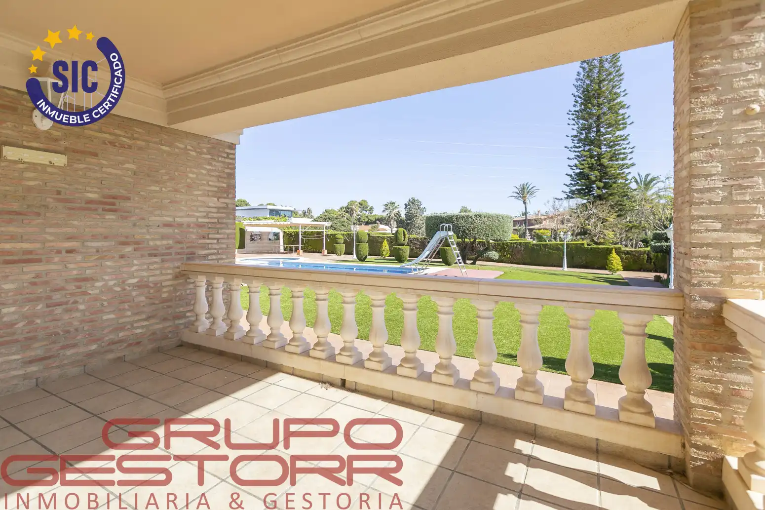 Jardín de Casa o chalet en venta en Valencia con Aire acondicionado, Calefacción y Jardín privado