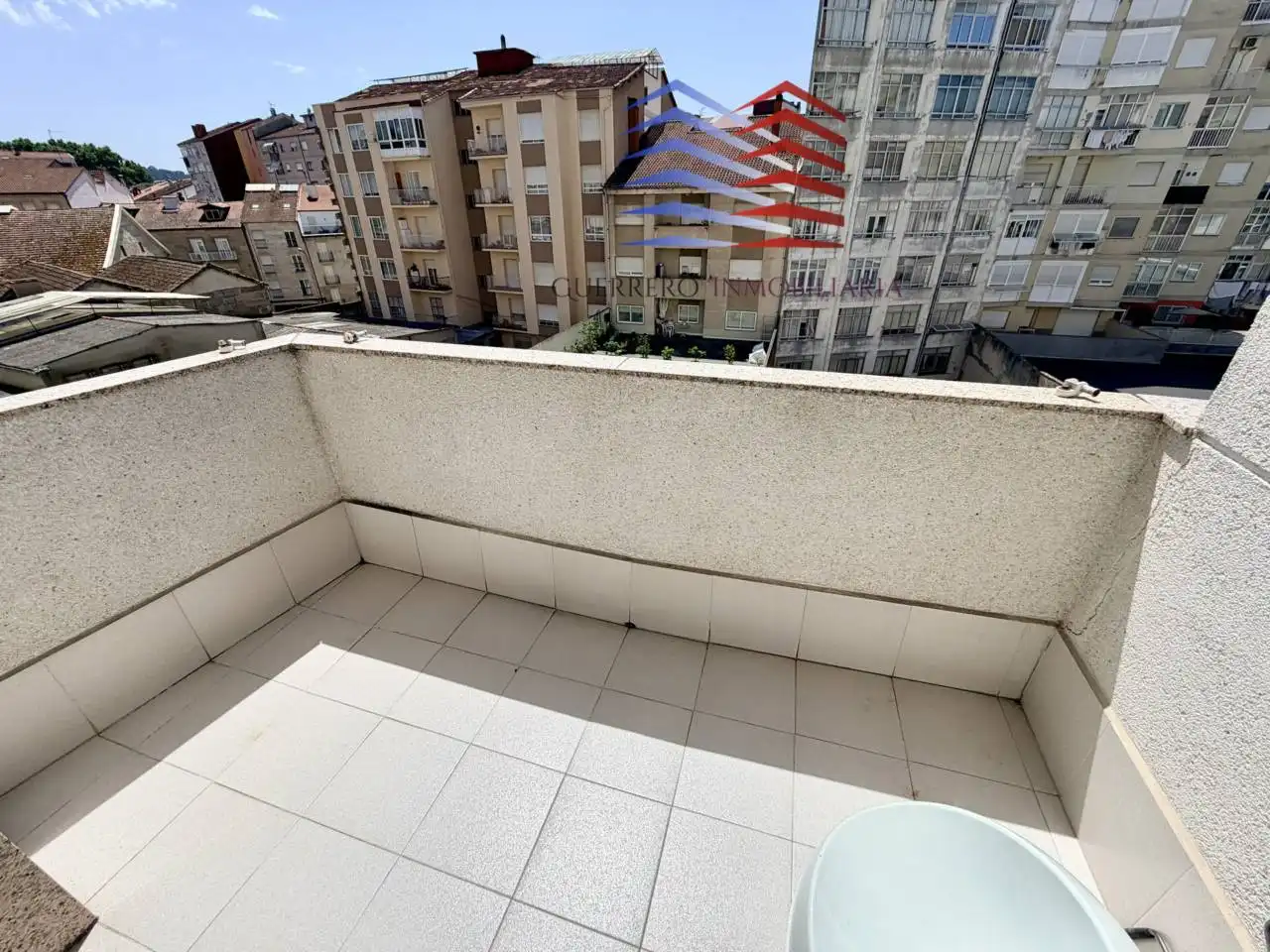 Terrassa de Apartament de lloguer en Ourense Capital  amb Calefacció, Parquet i Terrassa