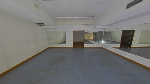Local comercial en Venta en Carrer Méndez Núñez en Centre