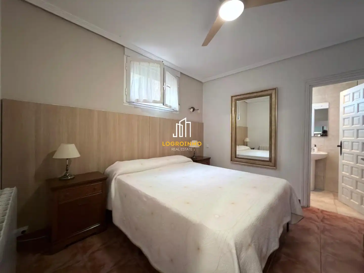 Habitación de Casa o chalet en venta en El Redal con Calefacción, Trastero y Piscina