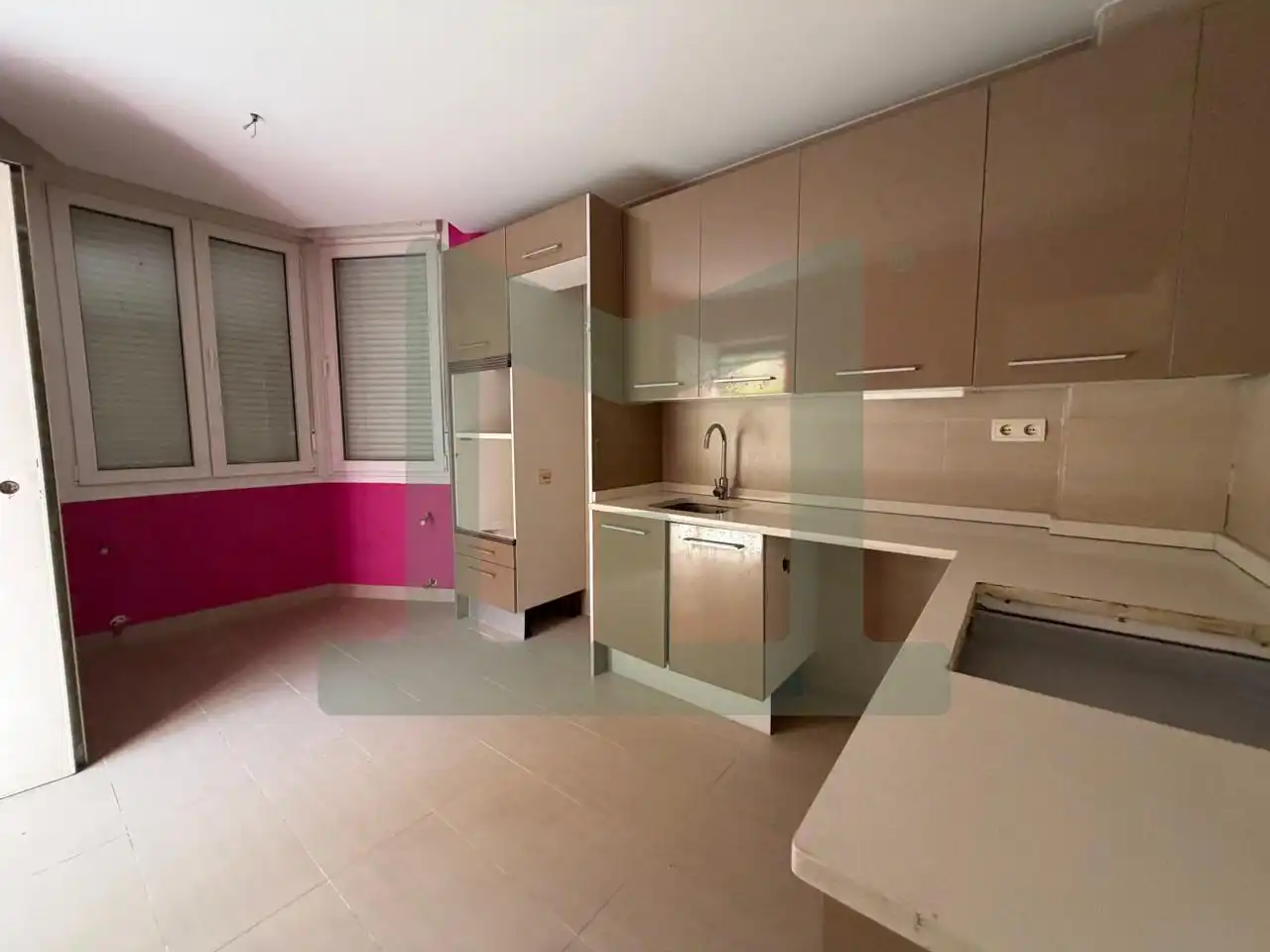 Cocina de Casa o chalet en venta en Madrid con Aire acondicionado, Jardín privado y Terraza