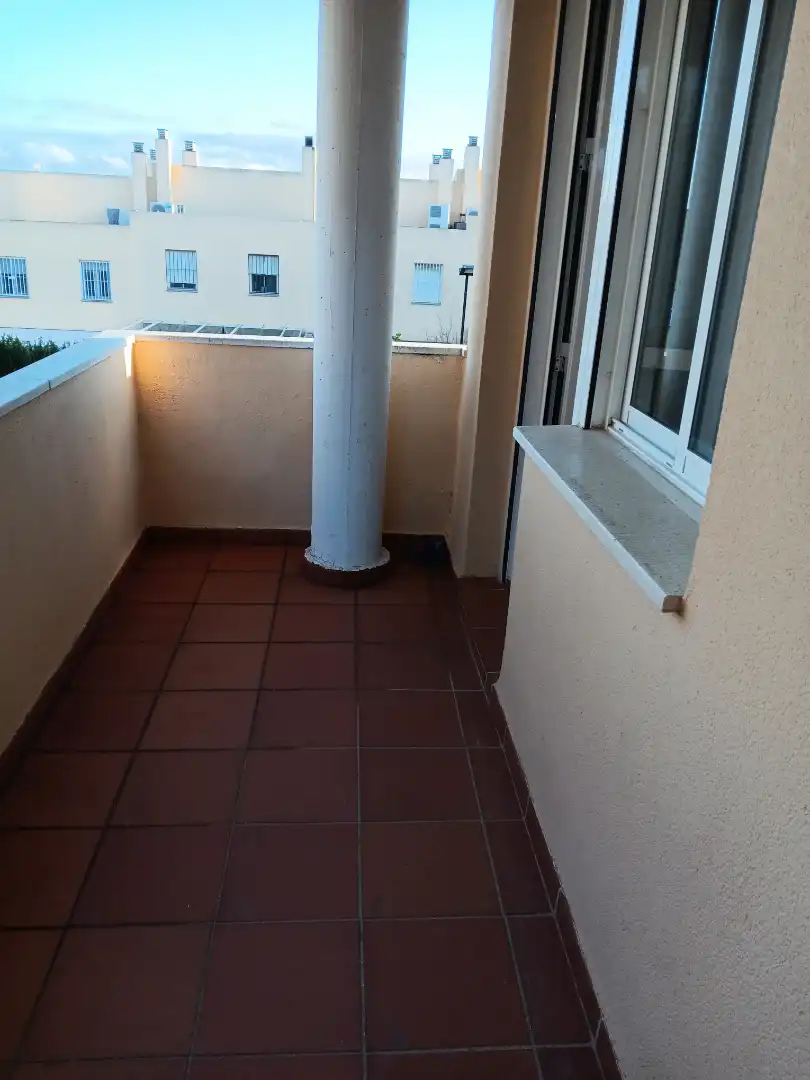 Wohnung zur Miete in Calle Begonia, Cavaleri