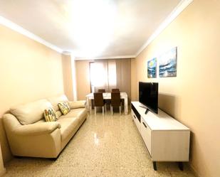 Living room of Flat to rent in Arucas  with Furnished, Oven and Washing machine