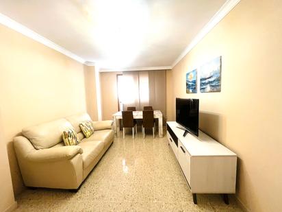 Living room of Flat to rent in Arucas  with Furnished, Oven and Washing machine