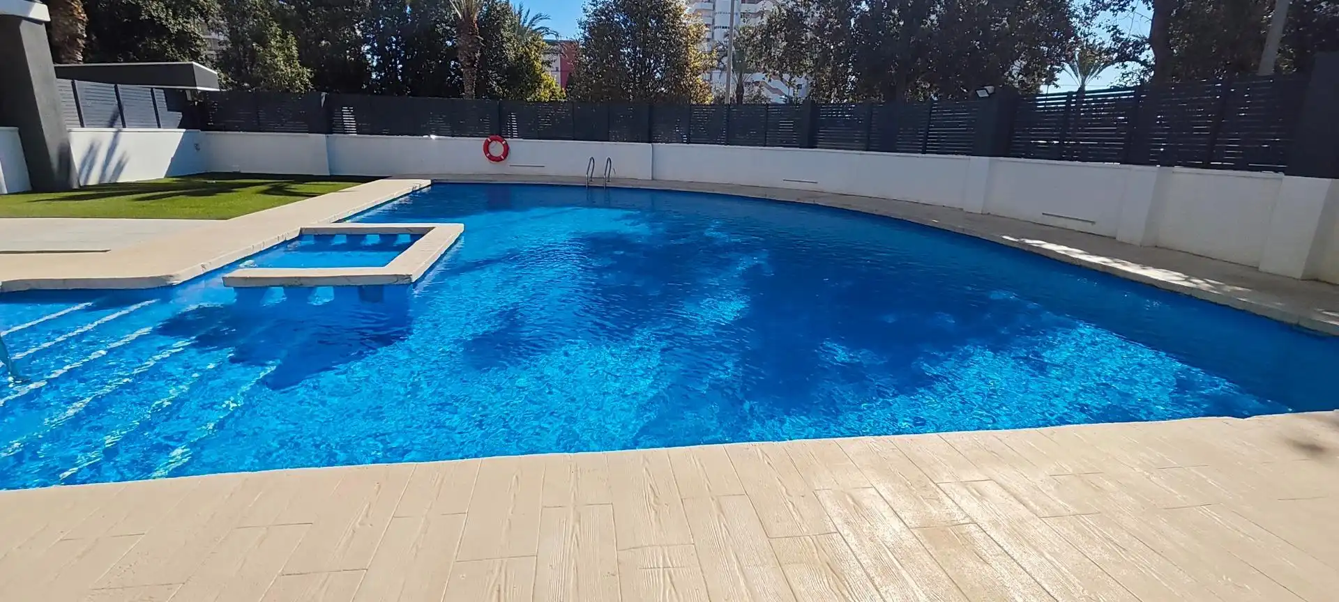 Swimming pool of Apartments for sale in Alicante / Alacant  with Air Conditioner, Private garden and Storage room