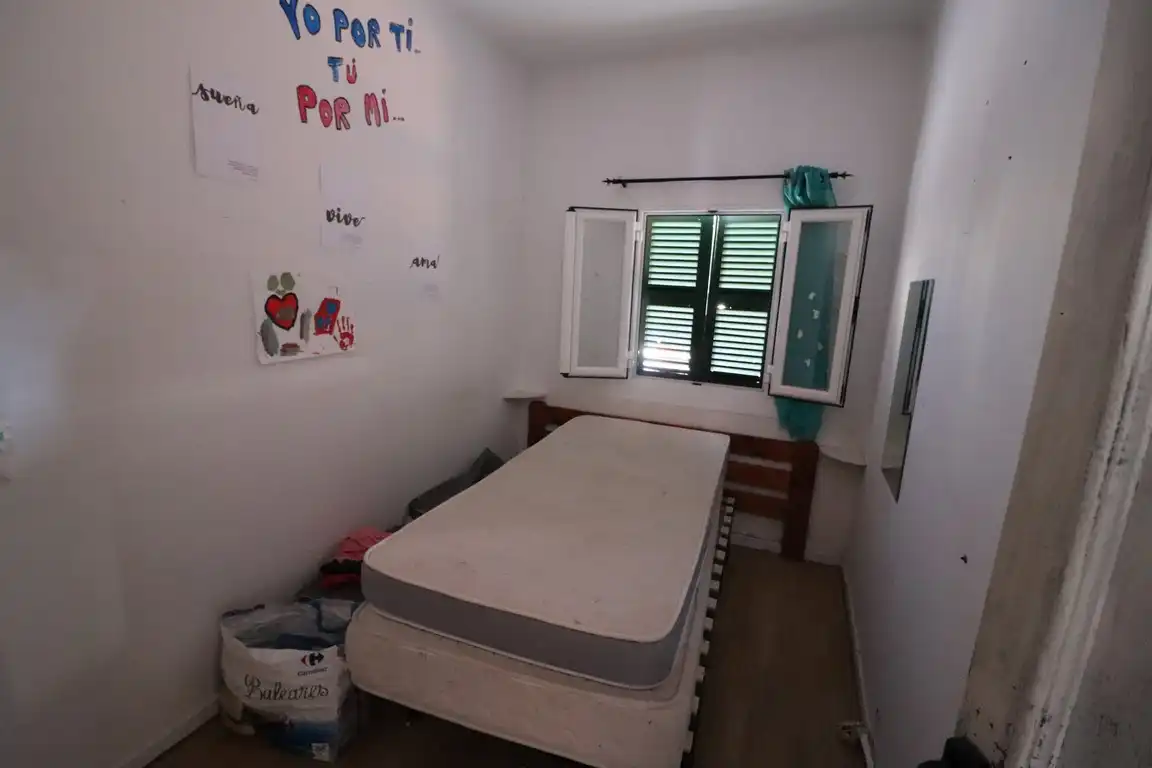 Habitación de Edificio en venta en  Palma de Mallorca con Alarma