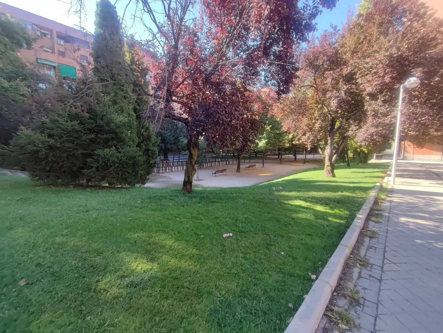 Vista exterior de Piso en venta en Madrid con Aire acondicionado, Calefacción y Jardín privado