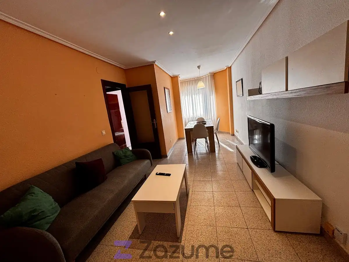 Wohnzimmer von Wohnung zur Miete in  Logroño mit Heizung, Abstellraum und Möbliert
