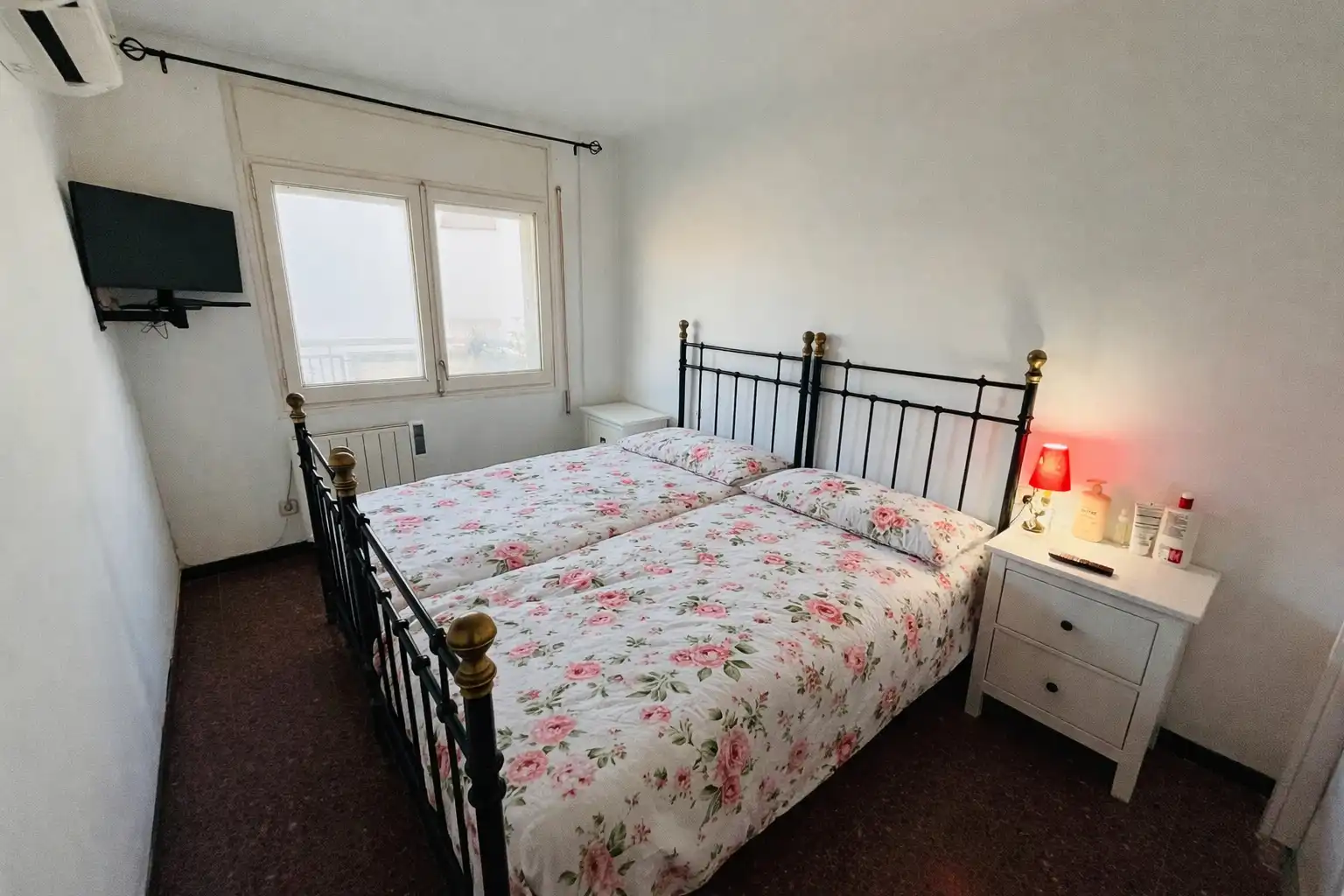 Schlafzimmer von Wohnung zum Verkauf in Sant Pol de Mar mit Klimaanlage, Heizung und Terrasse