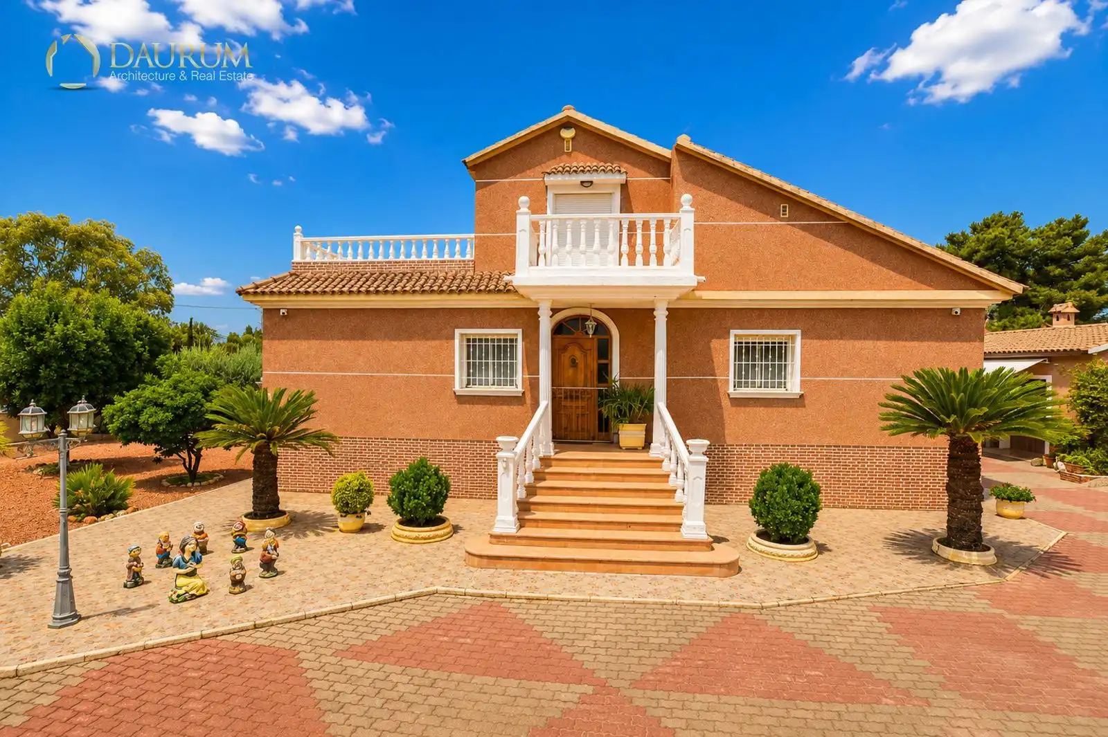 Vista exterior de Casa o xalet en venda en Alicante / Alacant amb Aire condicionat, Calefacció i Terrassa