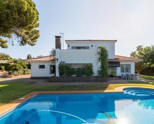 Jardí de Casa o xalet en venda en  Córdoba Capital amb Terrassa i Piscina